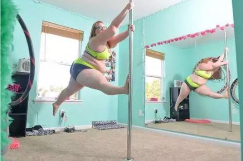 艾爽國際藝術(shù)培訓(xùn) 健身減肥的鋼管舞還有兩大好處